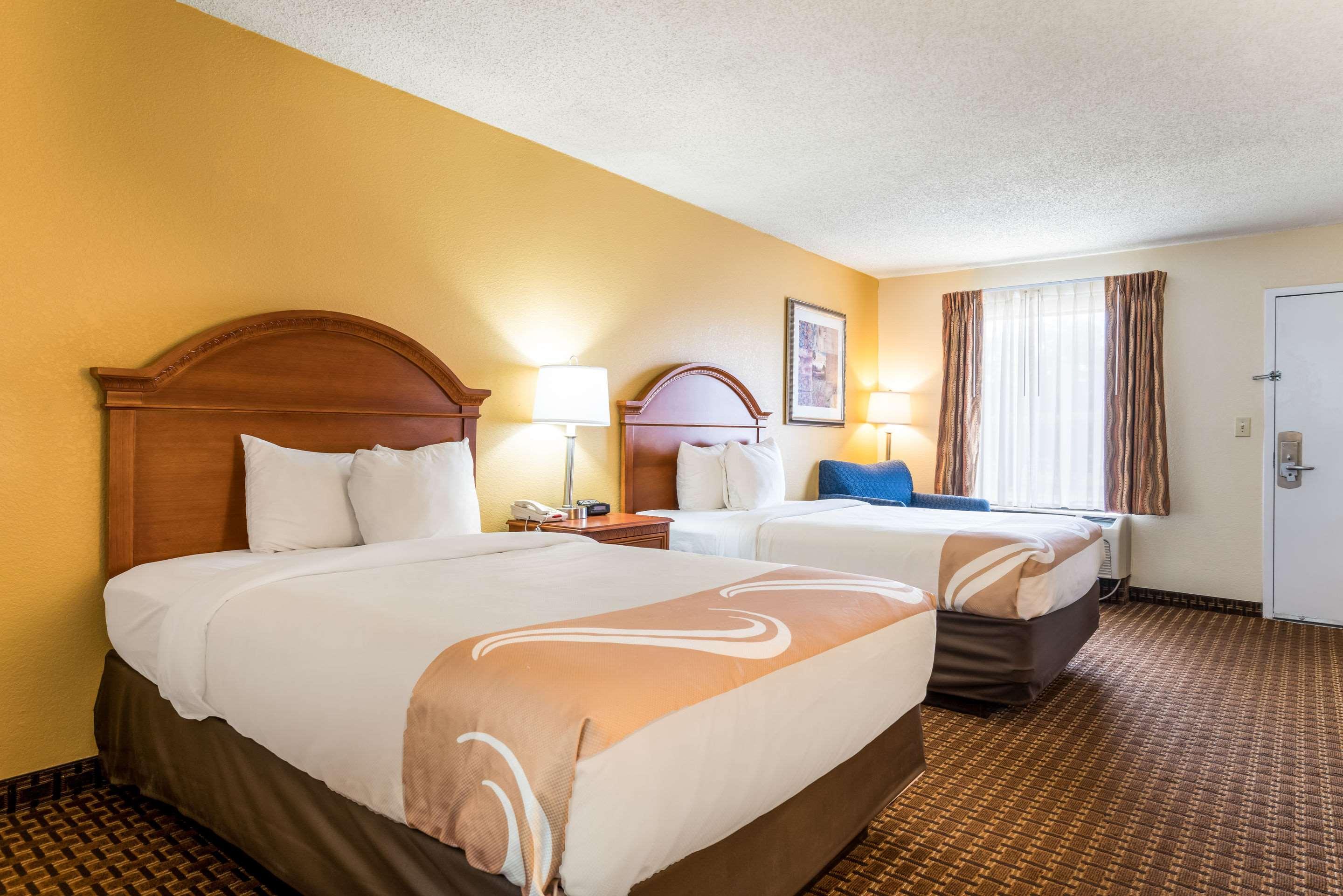 Quality Inn North Battleboro Екстериор снимка