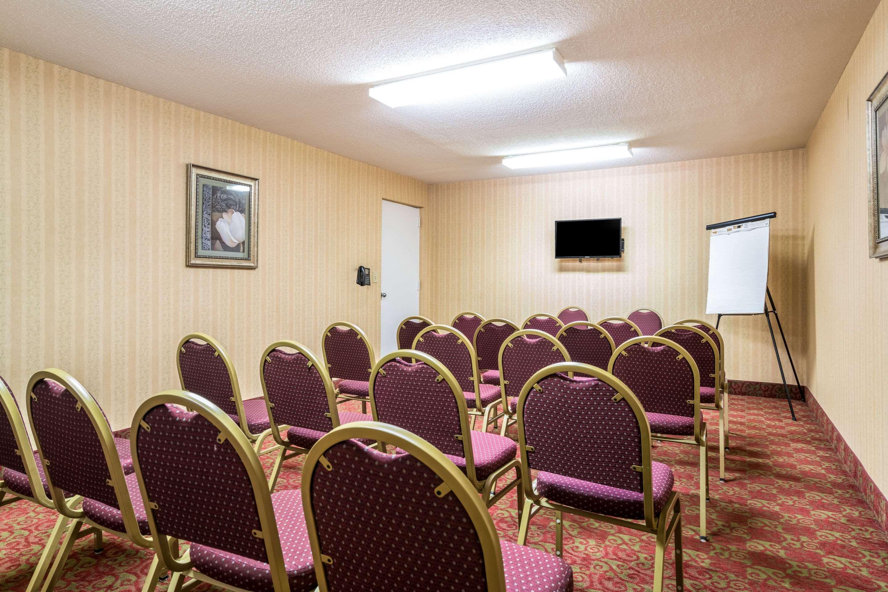 Quality Inn North Battleboro Екстериор снимка