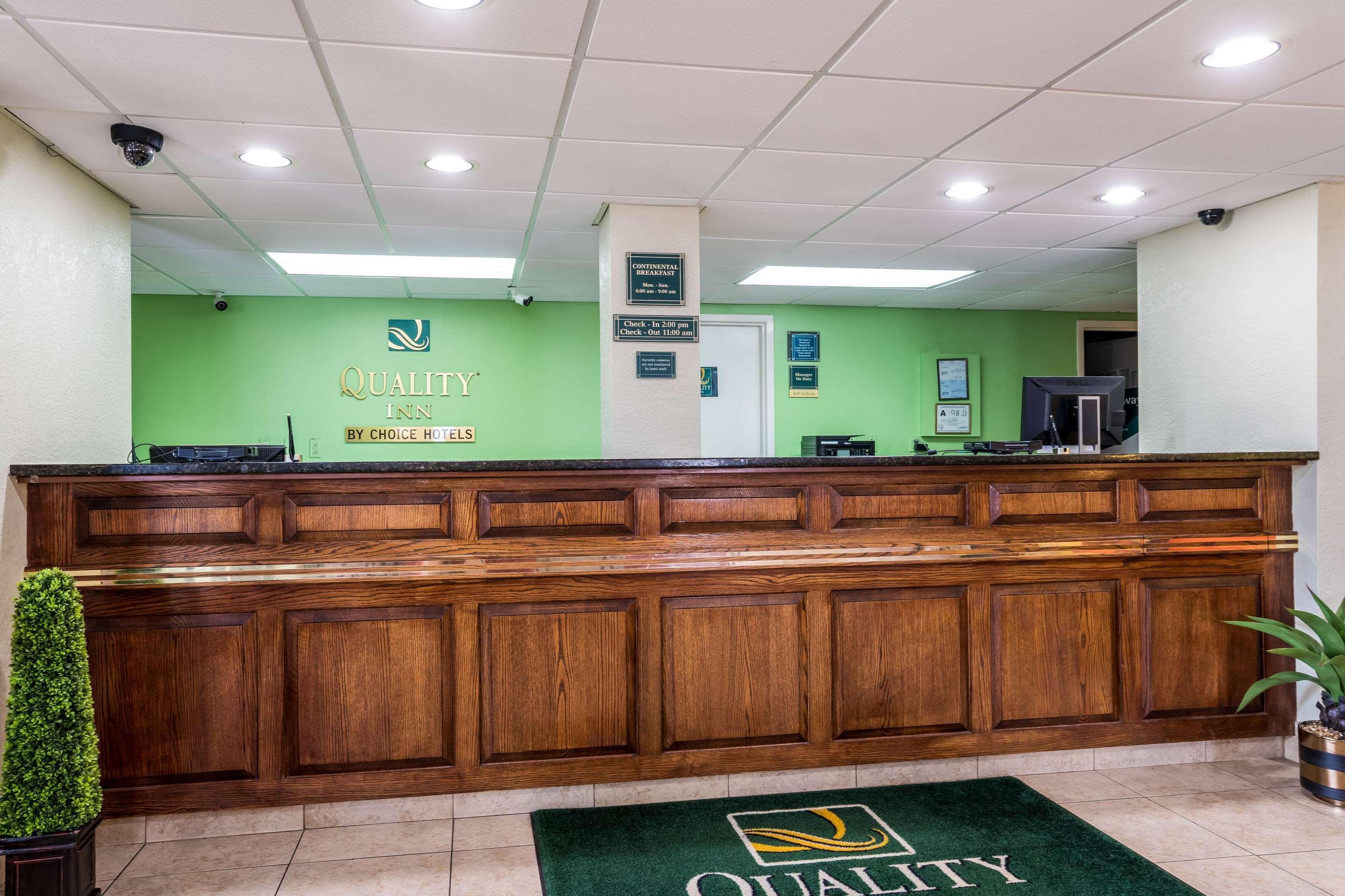 Quality Inn North Battleboro Екстериор снимка