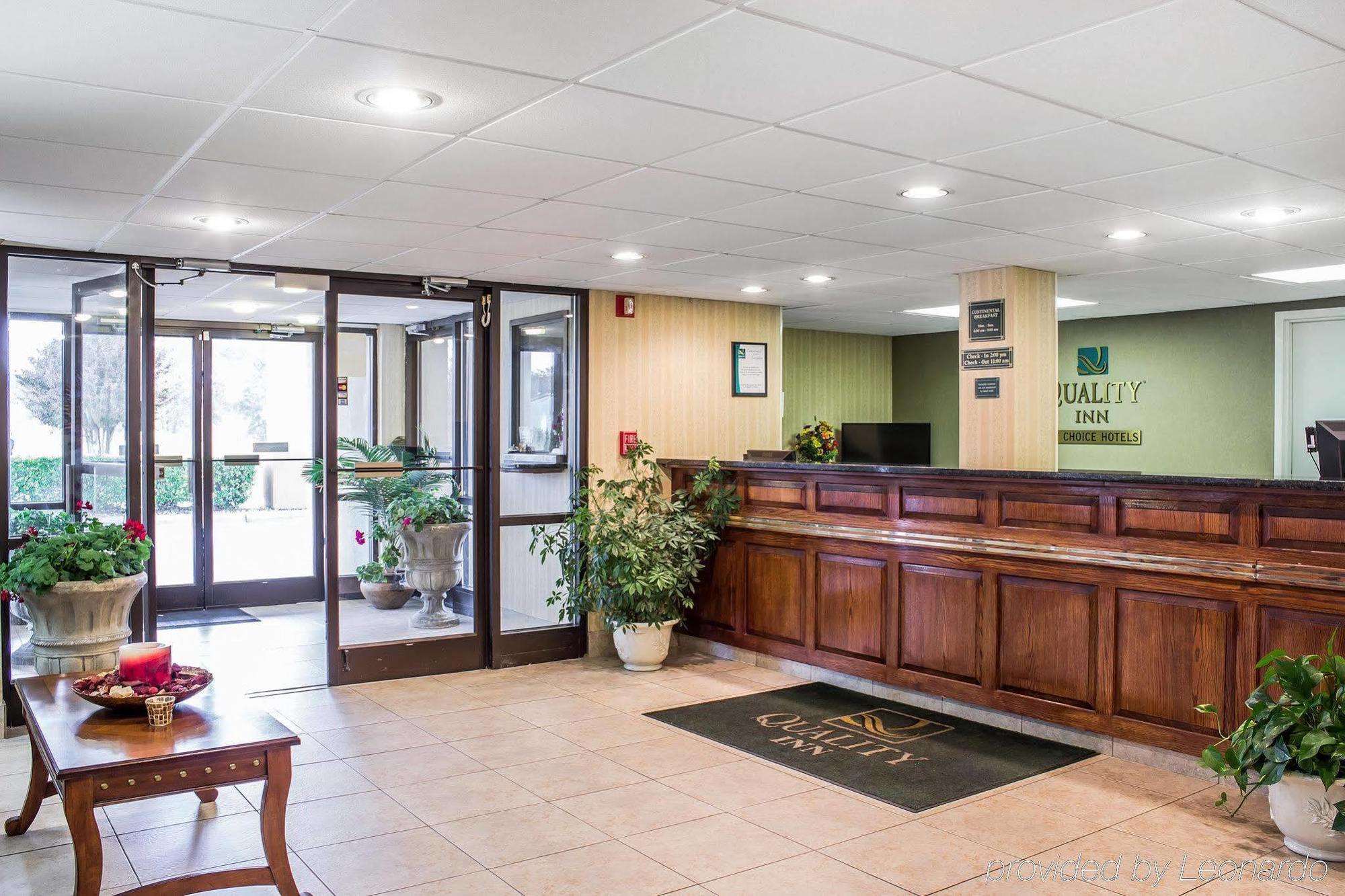Quality Inn North Battleboro Екстериор снимка
