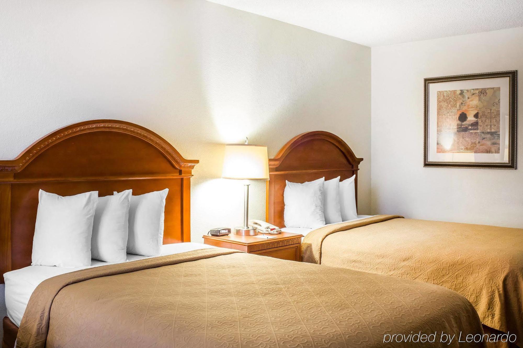 Quality Inn North Battleboro Екстериор снимка