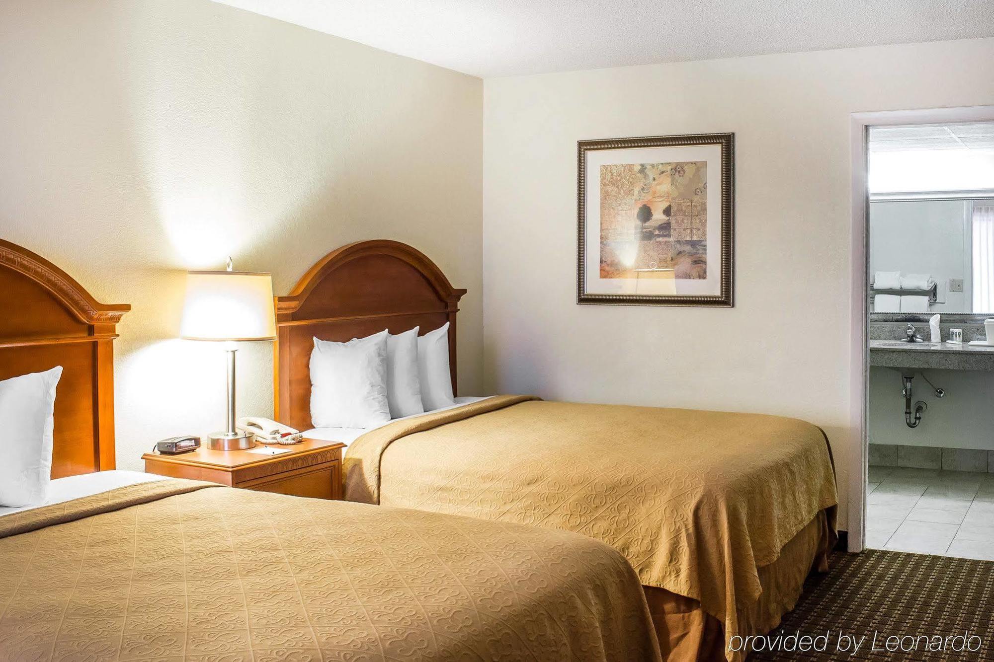 Quality Inn North Battleboro Екстериор снимка